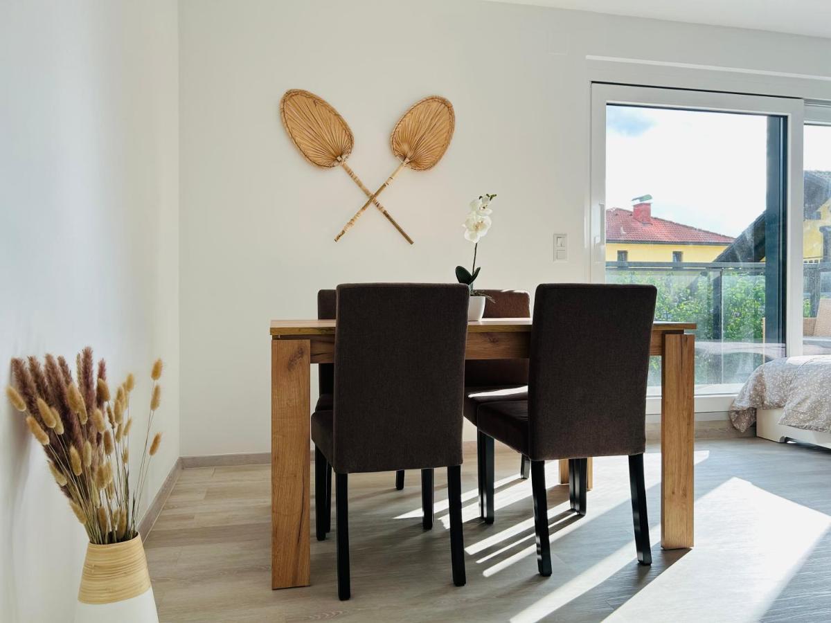Modern - Free Parking - Balcony Apartment เวียนนา ภายนอก รูปภาพ